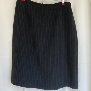 Skirt with stripes by Ann Taylor size 10